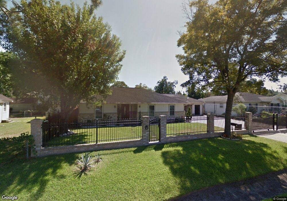 614 Frisco St, Houston, TX 77022 - photo 1