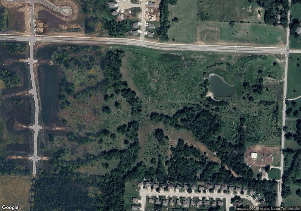 910 N Madison St, Raymore, MO 64083 - photo 1