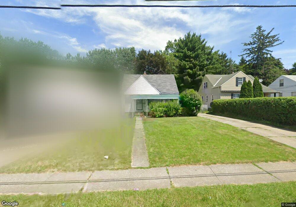 18501 Libby Rd, Maple Heights, OH 44137 - photo 1