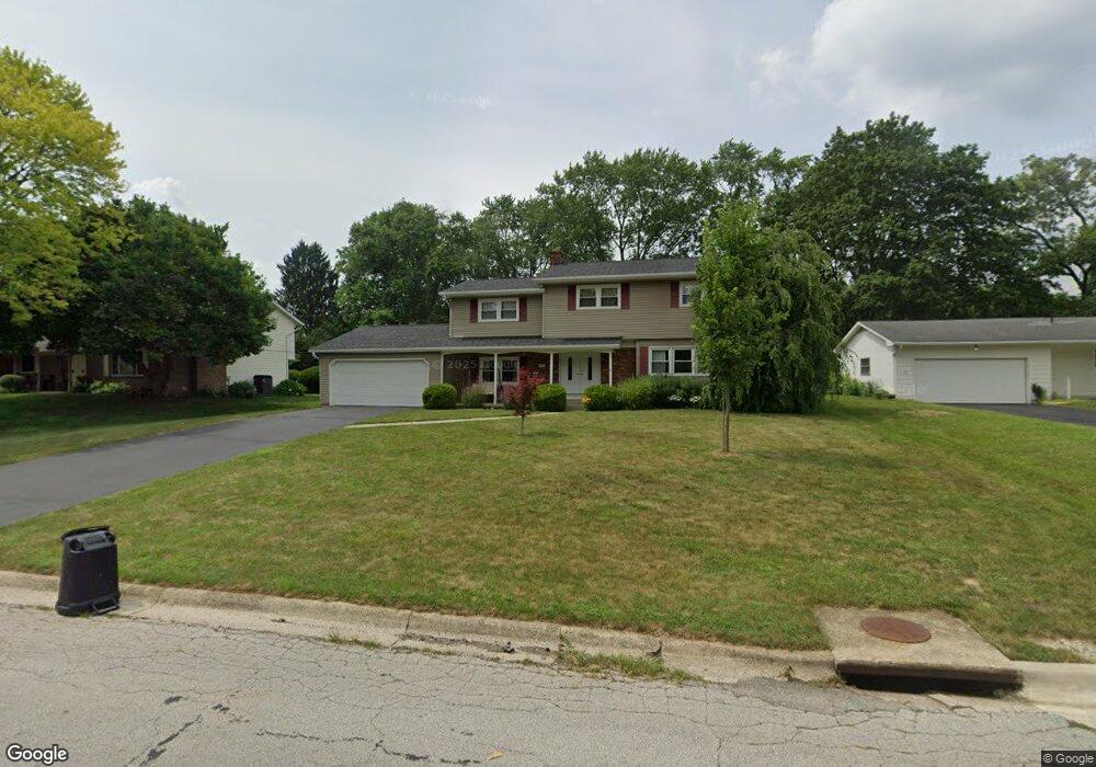 930 Greenridge Rd, Columbus, OH 43235 - photo 1