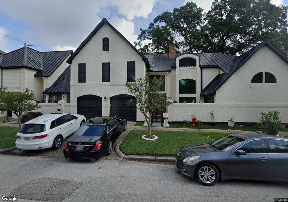 105 W 10th St, Houston, TX 77008 - photo 1