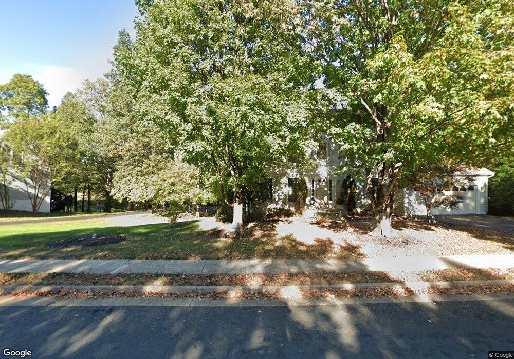 15393 Martins Hundred Dr, Centreville, VA 20120 - photo 1