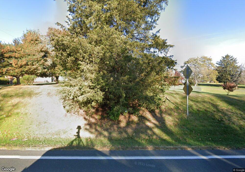 208 N Greenway Ave, Boyce, VA 22620 - photo 1