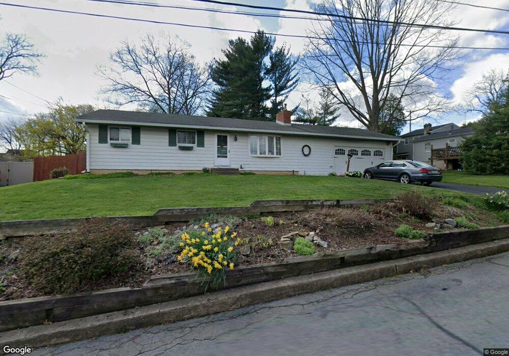 3908 Ardmore Ave, Reading, PA 19605 - photo 1