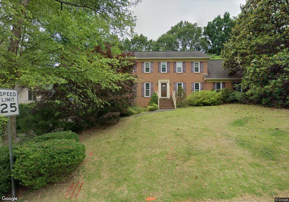5231 Pikes Peak Ct, Marietta, GA 30062 - photo 1