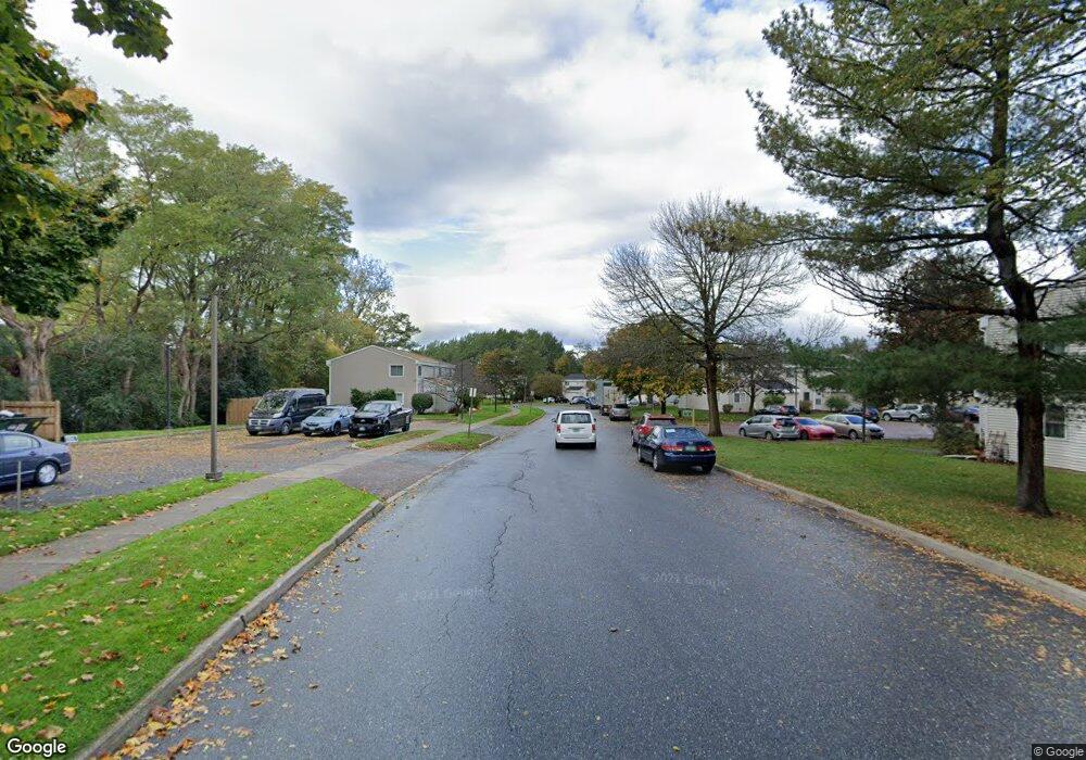 A8 Grandview Dr, South Burlington, VT 05403 - photo 1