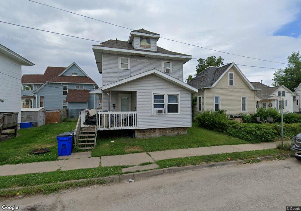 210 9th St NW, Cedar Rapids, IA 52405 - photo 1