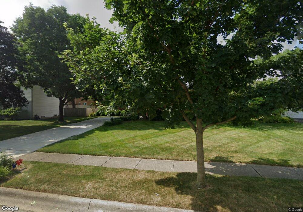 1331 Slade Ave, Columbus, OH 43235 - photo 1