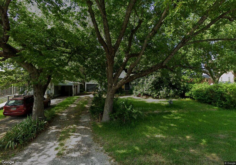 314 E 2nd St, Bonham, TX 75418 - photo 1