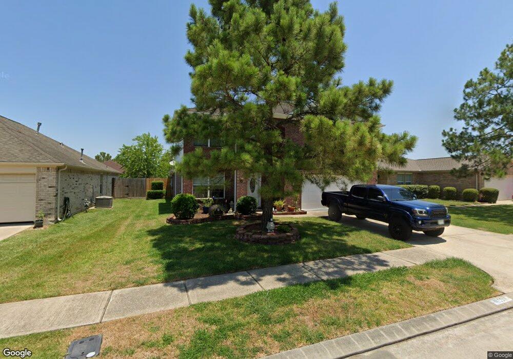 5501 Mckinley Ct, Pearland, TX 77584 - photo 1