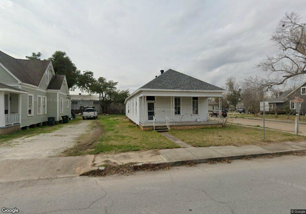 402 Hodges St, Lake Charles, LA 70601 - photo 1