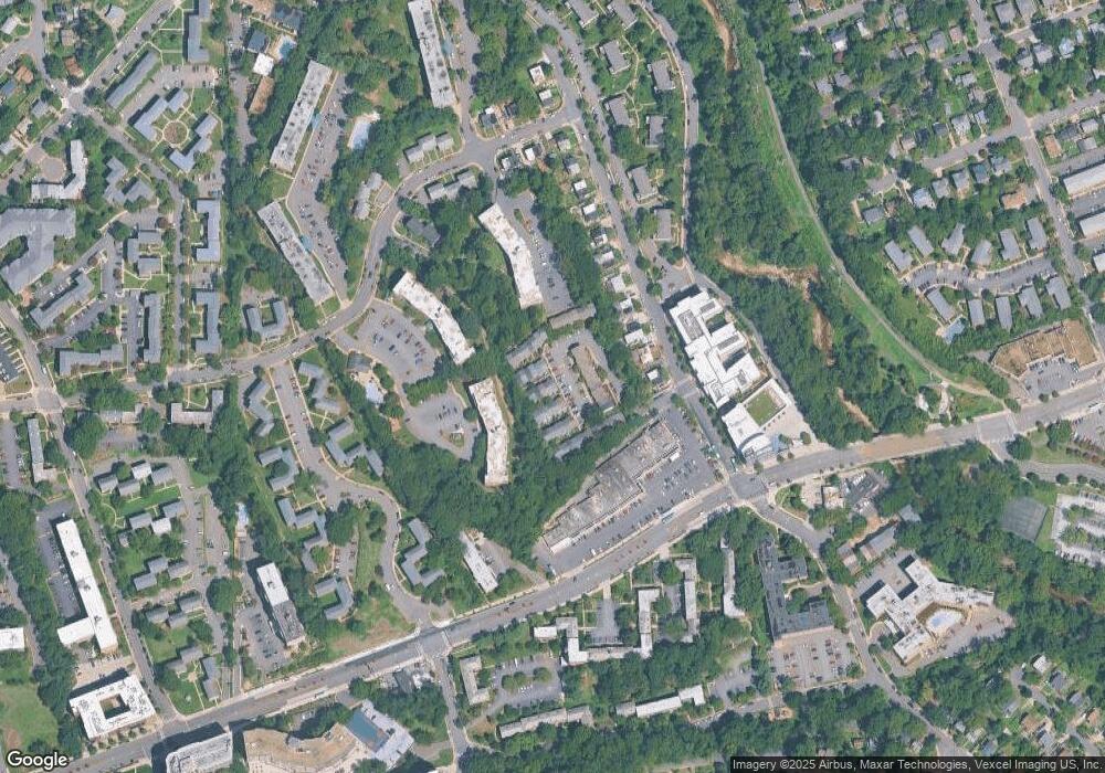 5045 9th St S, Arlington, VA 22204 - photo 1