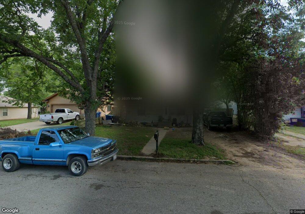 111 W Acheson St, Denison, TX 75021 - photo 1