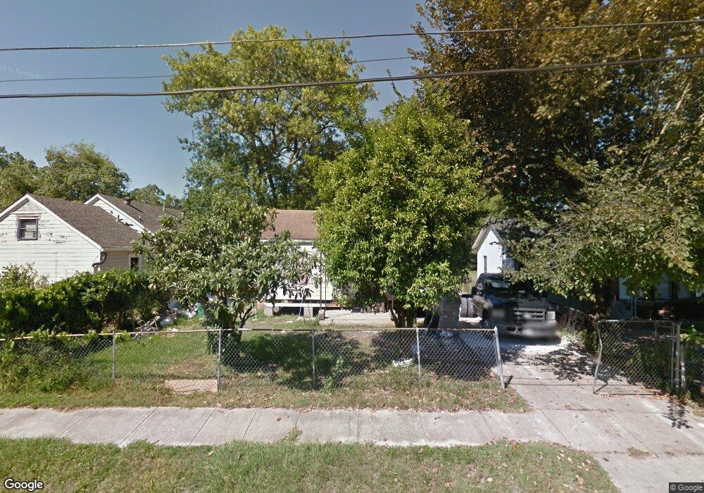 725 Neyland St, Houston, TX 77022 - photo 1