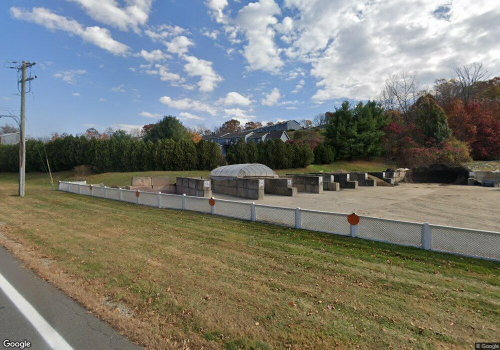 403 Lake Vista Dr unit 403, East Hampton, CT 06424 - photo 1