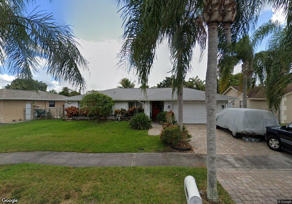 12540 SW 10th Ct, Davie, FL 33325 - photo 1