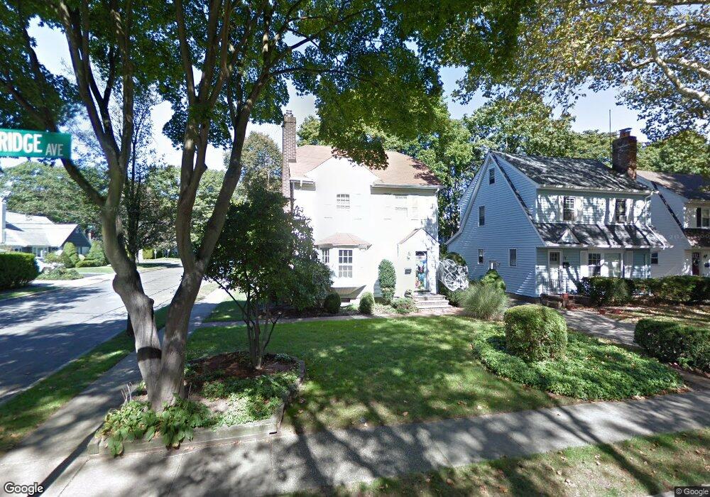 51 Cambridge Ave, Garden City, NY 11530 - photo 1