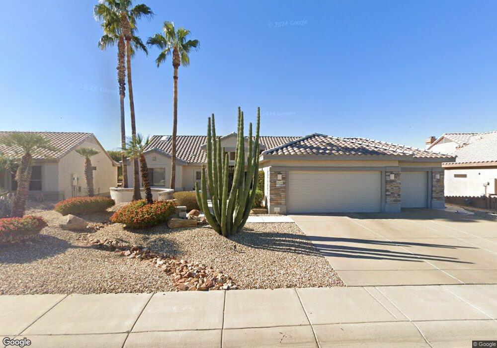 18340 N Diamond Dr, Surprise, AZ 85374 - photo 1