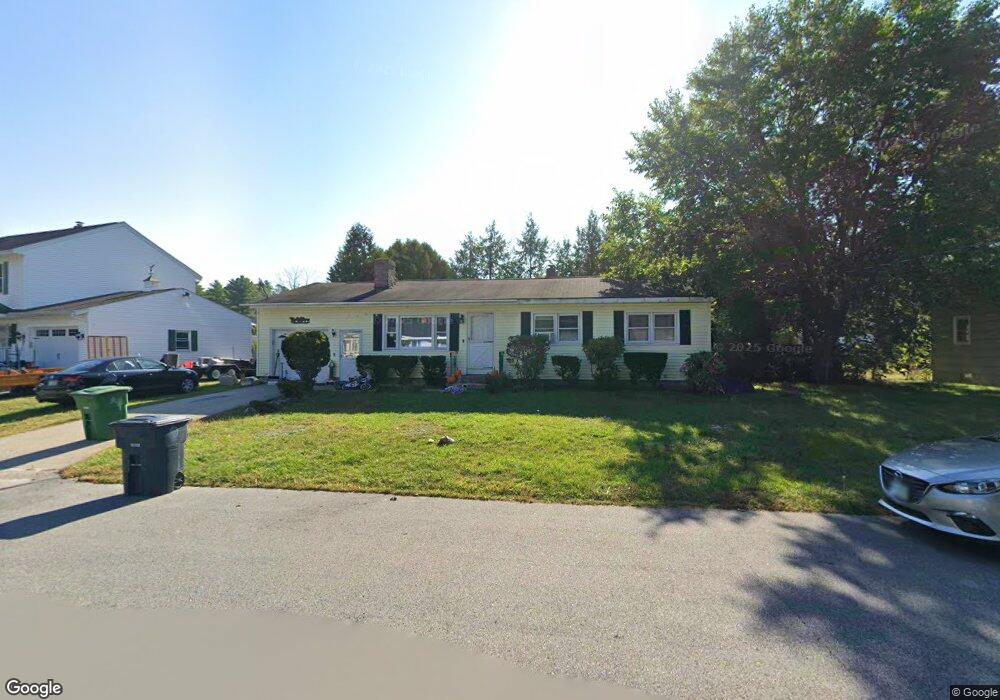10 Kerry Ln, Nashua, NH 03062 - photo 1