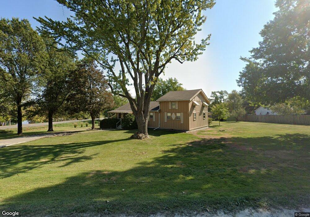 101 Frederick Ln, Raymore, MO 64083 - photo 1