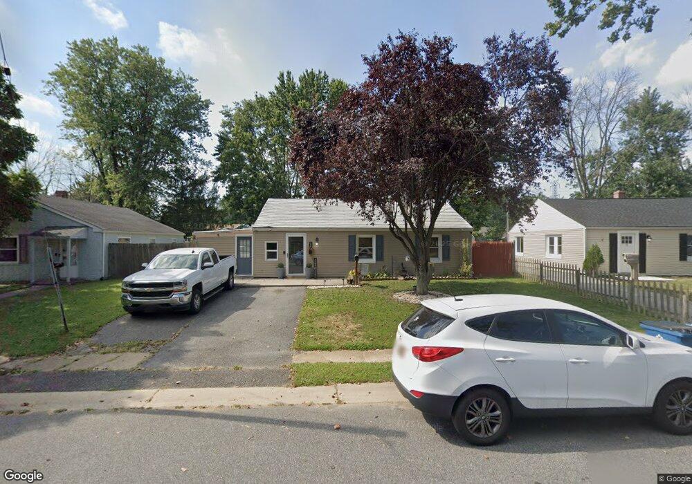 427 Howell Dr, New Castle, DE 19720 - photo 1