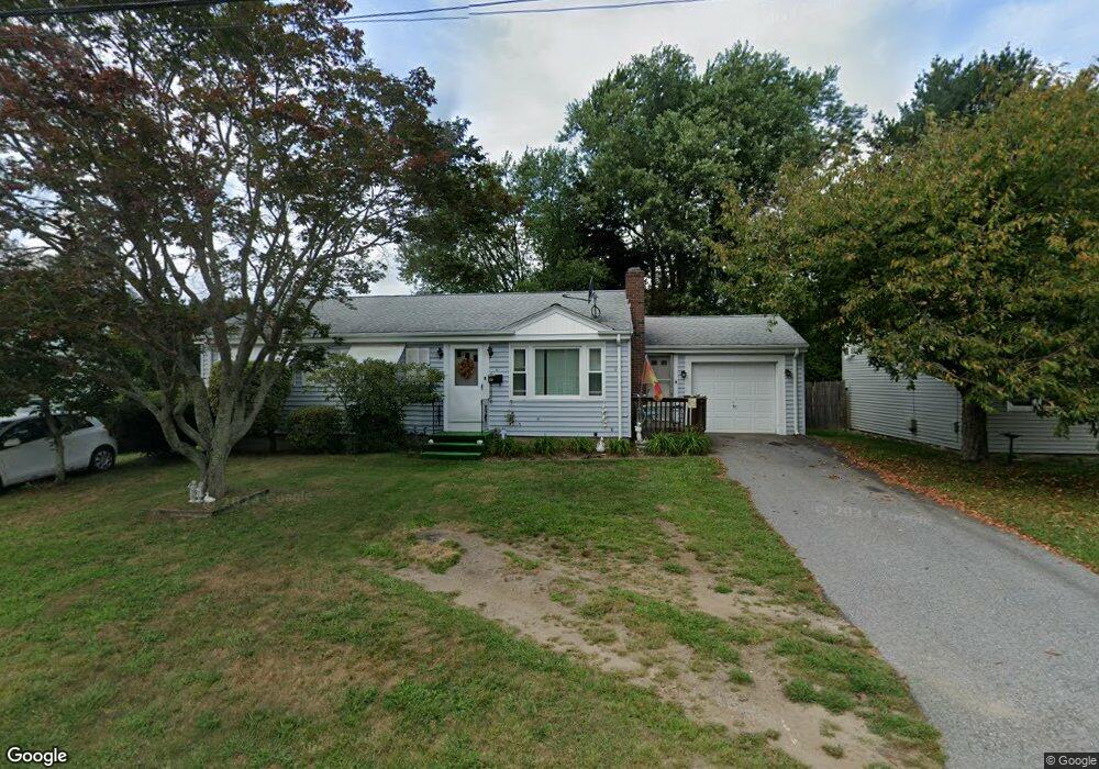 93 Aurora Dr, Warwick, RI 02889 - photo 1
