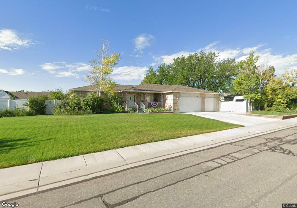 3697 Thunder Rd, Riverton, UT 84065 - photo 1