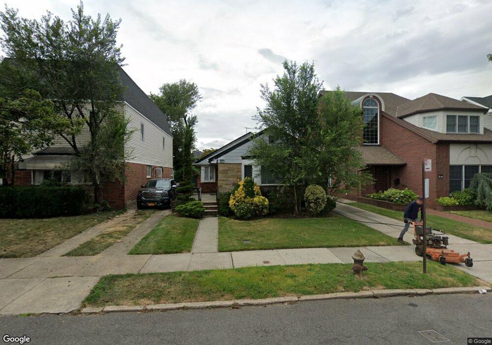 7348 136th St, Flushing, NY 11367 - photo 1