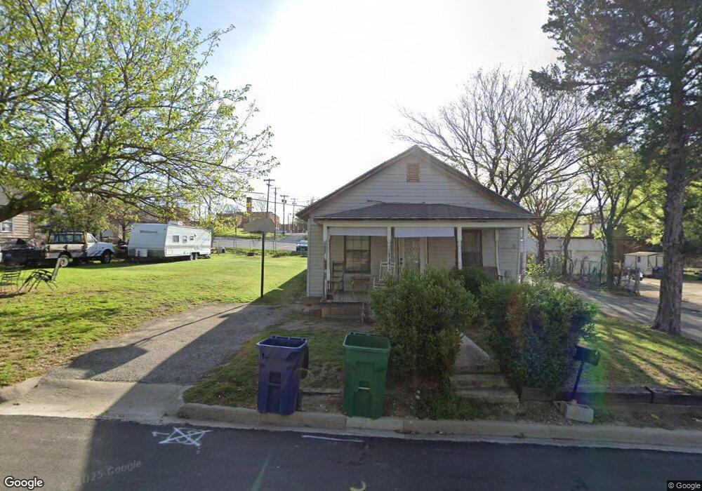 109 S Holman St, Decatur, TX 76234 - photo 1