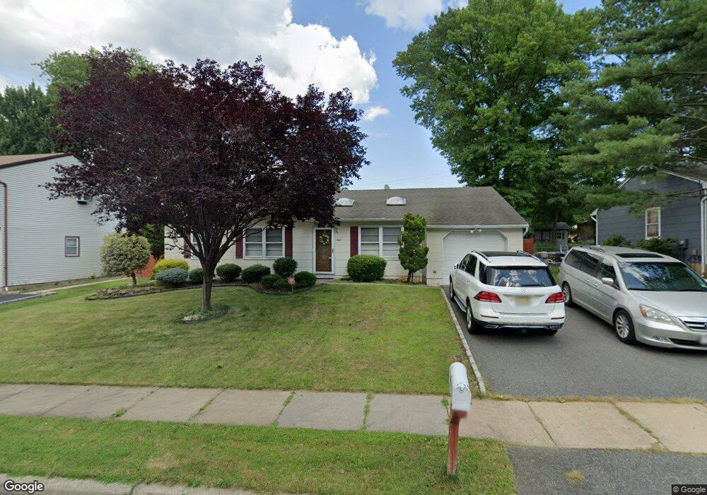 8 Netherwood Cir, Edison, NJ 08820 - photo 1