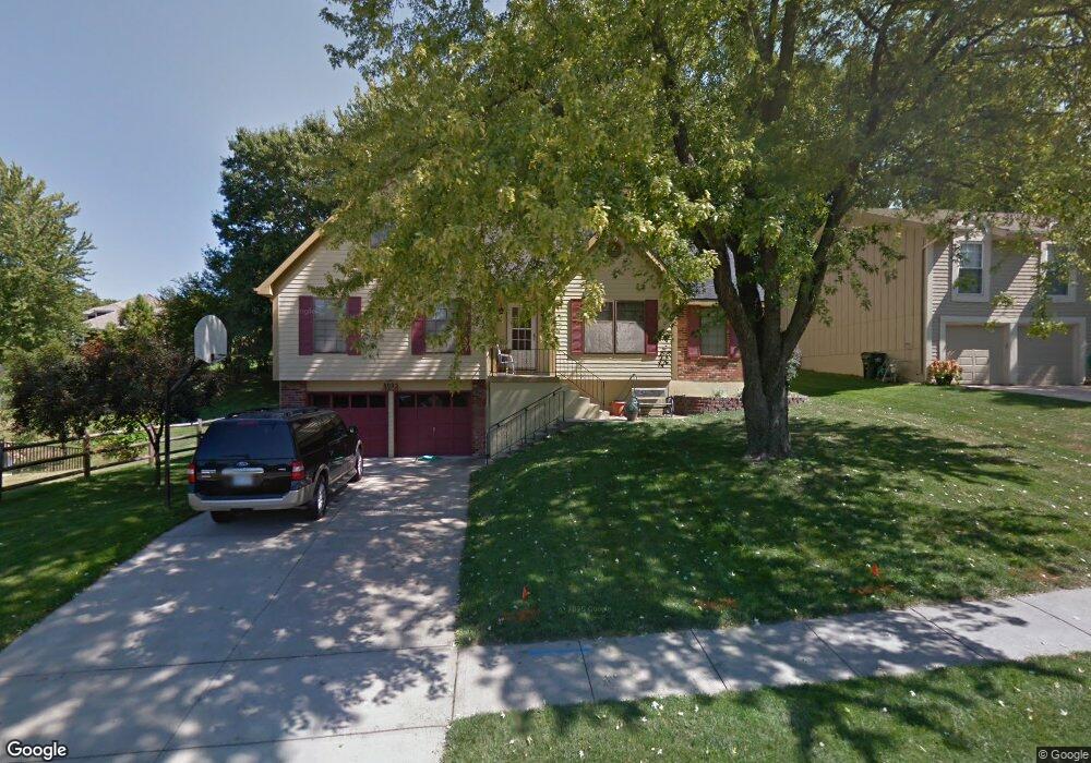 8005 Park St, Lenexa, KS 66215 - photo 1