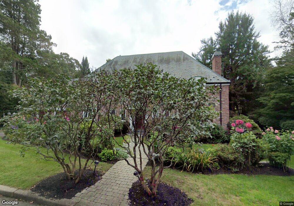 63 Pickwick Rd, West Newton, MA 02465 - photo 1