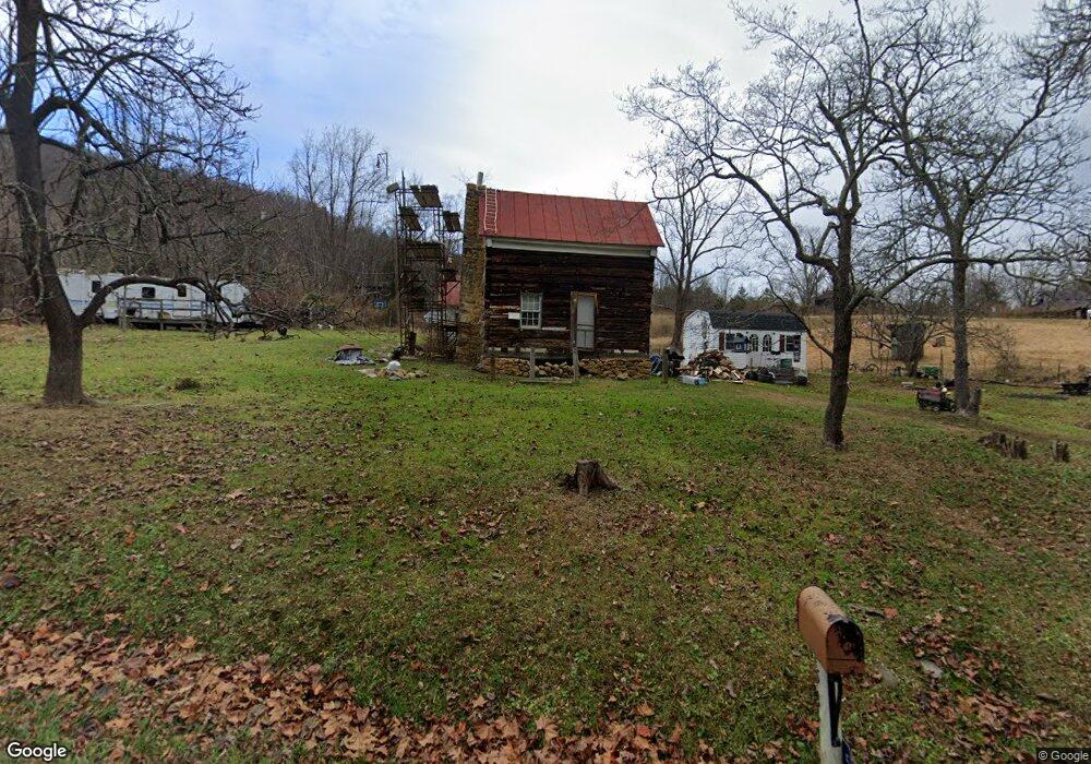 587 Scrabble Rd, Castleton, VA 22716 - photo 1