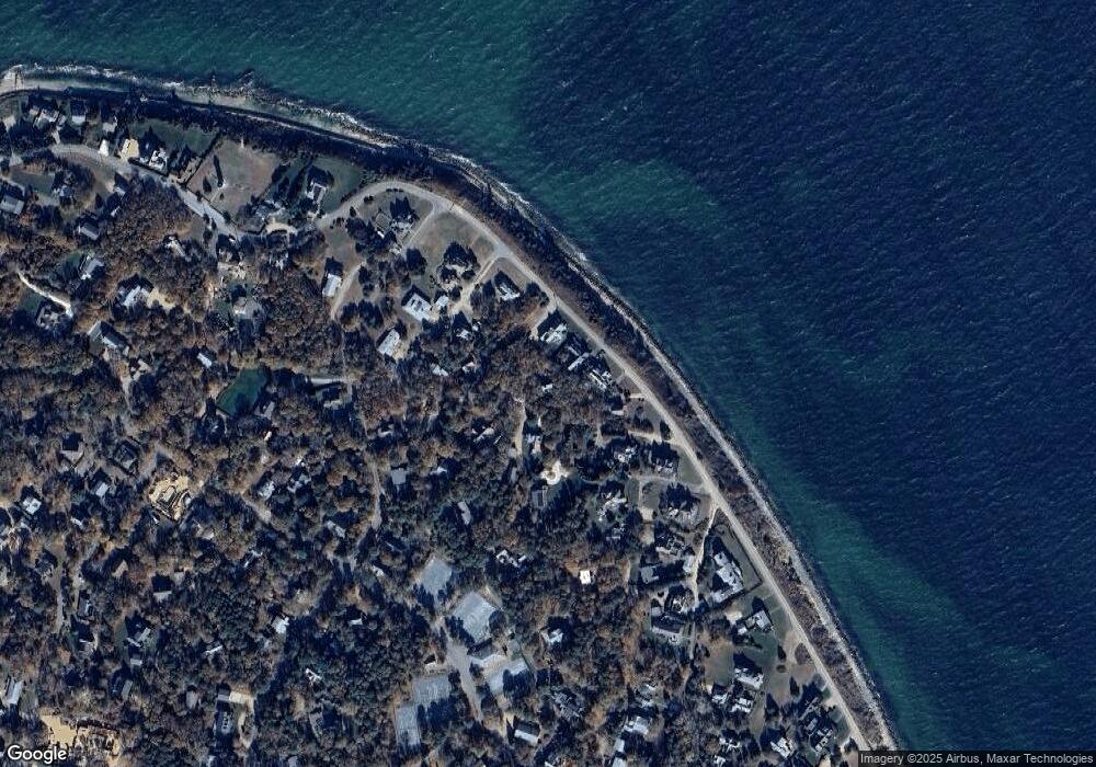 19 Atlantic Ave, Vineyard Haven, MA 02568 - photo 1