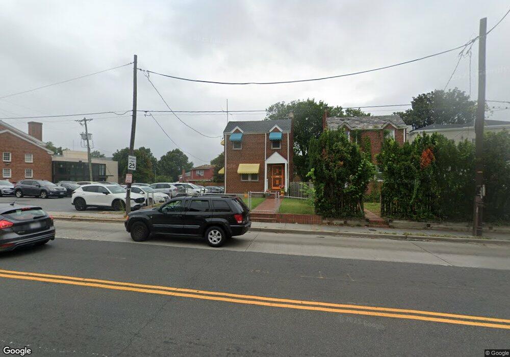 28 Riggs Rd NE, Washington, DC 20011 - photo 1
