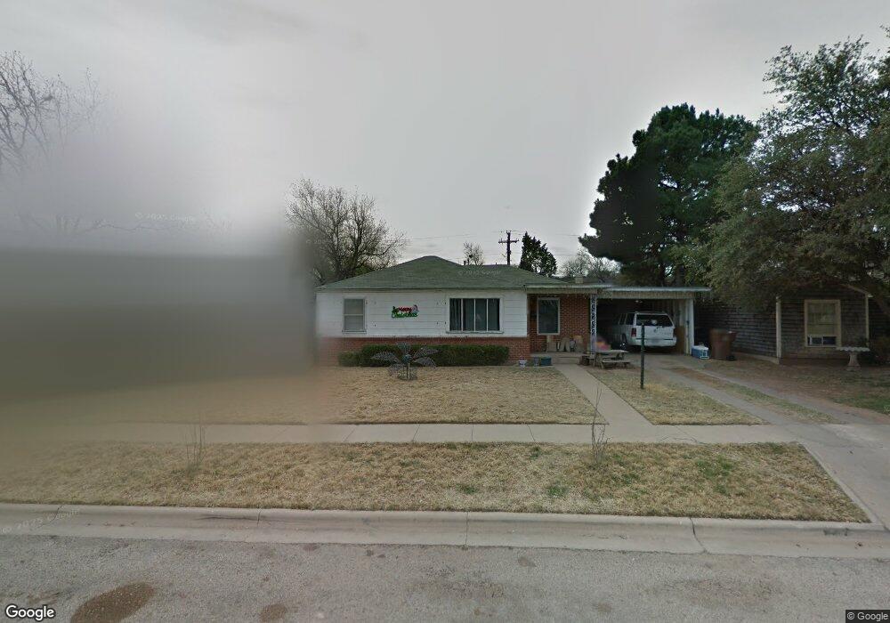 811 W 18th St, Big Spring, TX 79720 - photo 1