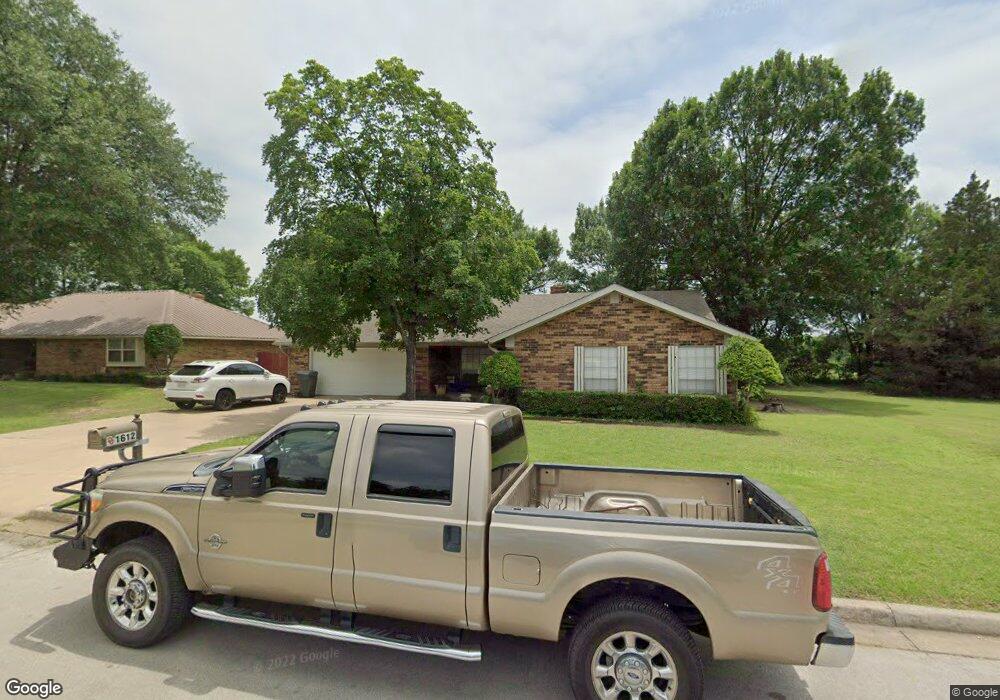 1612 Olive St, Ardmore, OK 73401 - photo 1