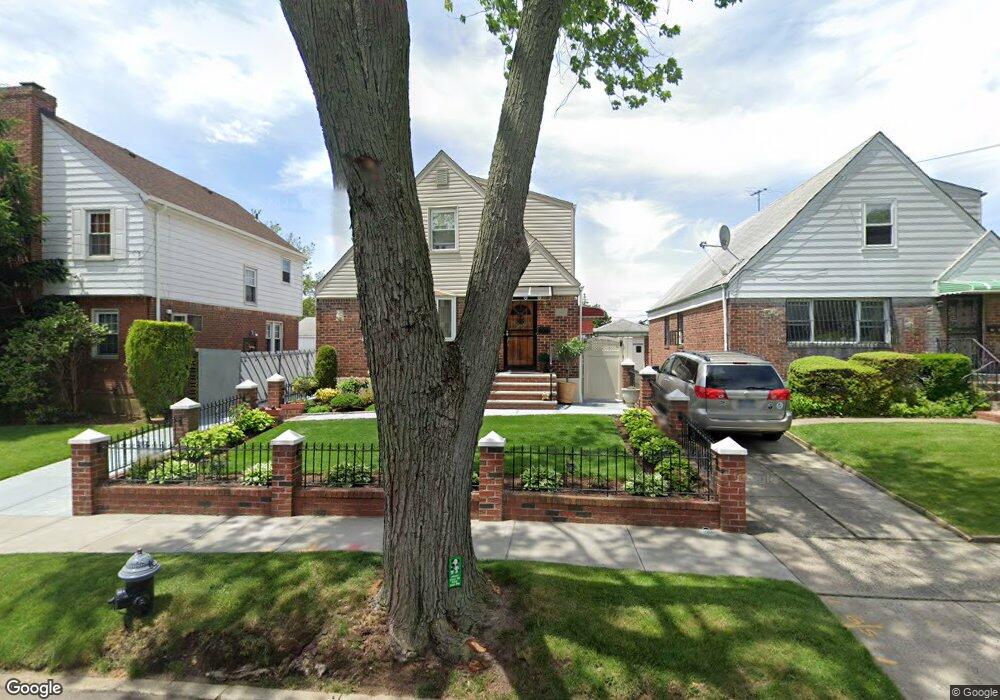 2516 166th St, Flushing, NY 11358 - photo 1