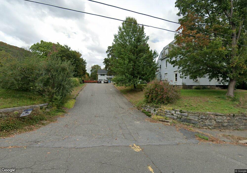 10 Beach St, Winsted, CT 06098 - photo 1