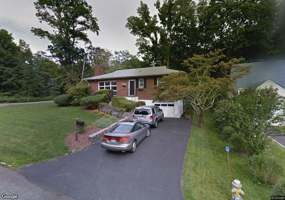 90 Briary Rd, Dobbs Ferry, NY 10522 - photo 1