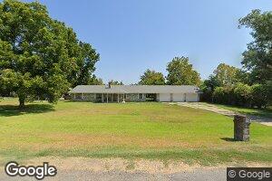 352 Riverview Dr, Natchez, LA 71456