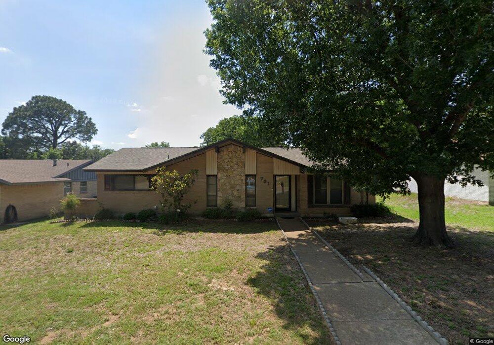 731 S Hyde Park Ave, Denison, TX 75020 - photo 1