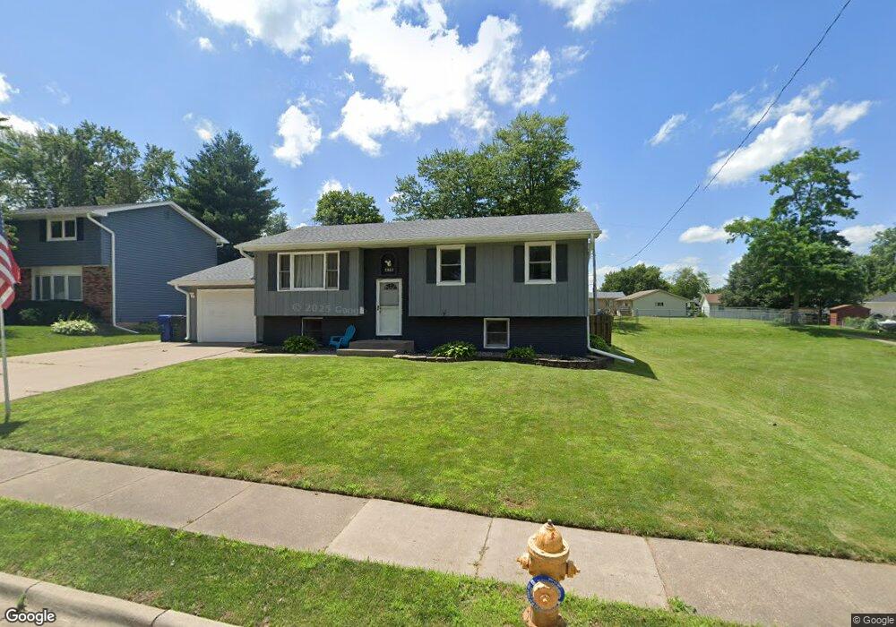 2862 Pacific St, Davenport, IA 52804 - photo 1