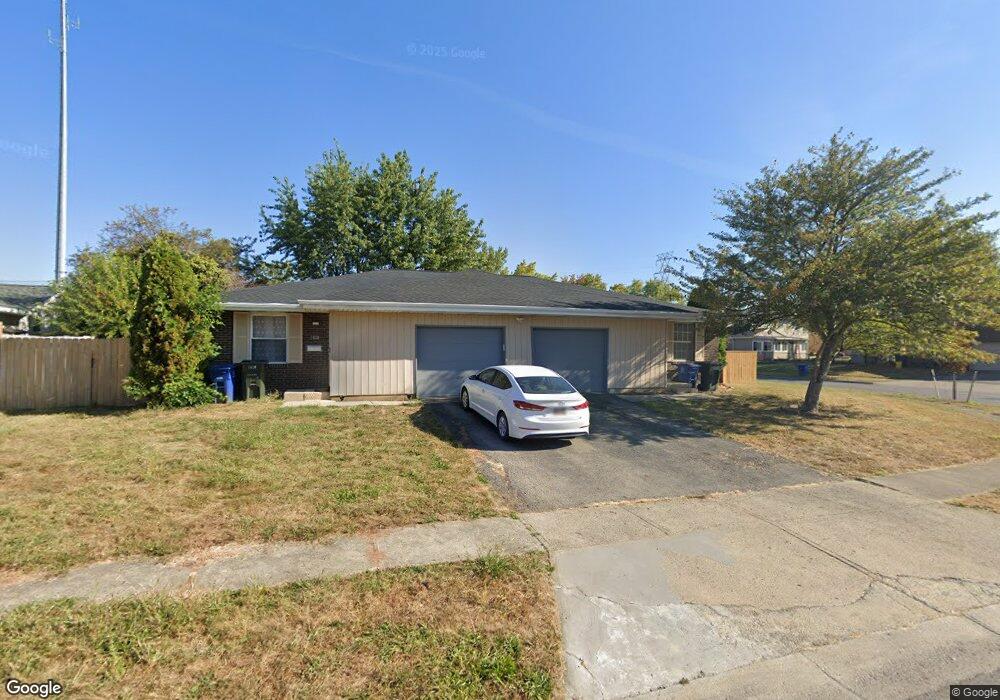 1620 Nestling Dr unit 2, Columbus, OH 43229 - photo 1