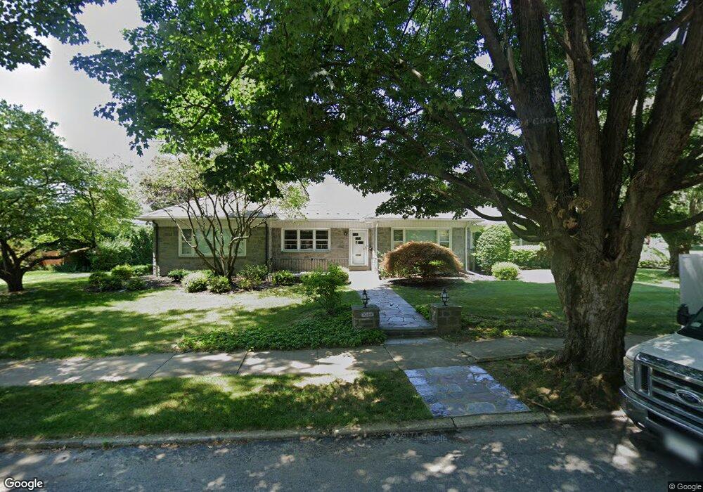 1044 N 30th St, Allentown, PA 18104 - photo 1