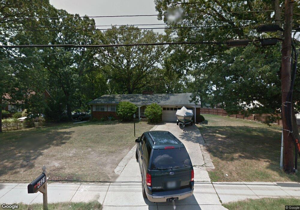 4821 Wheeler Rd, Oxon Hill, MD 20745 - photo 1