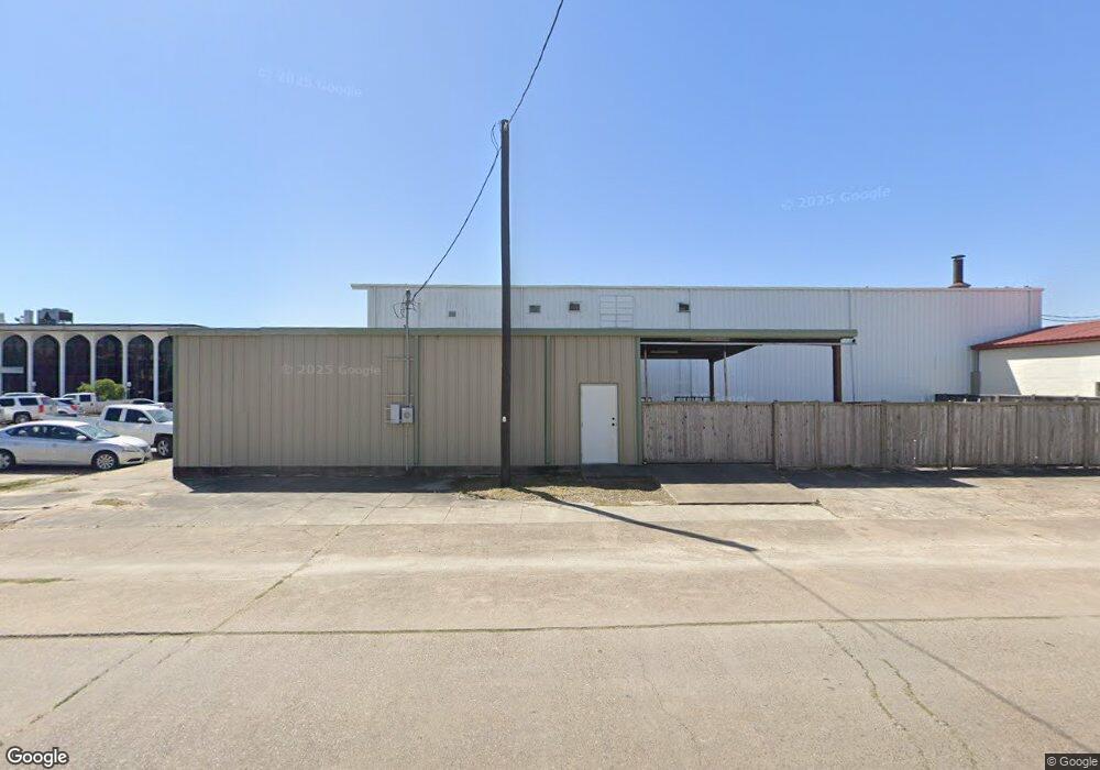 2004 Avenue G, Bay City, TX 77414 - photo 1