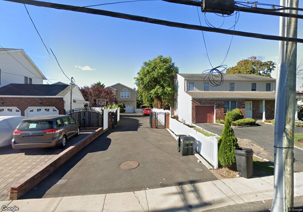 2880 Brower Ave, Oceanside, NY 11572 - photo 1