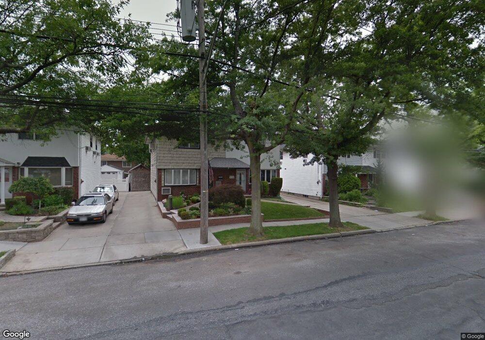 5730 Little Neck Pkwy, Little Neck, NY 11362 - photo 1