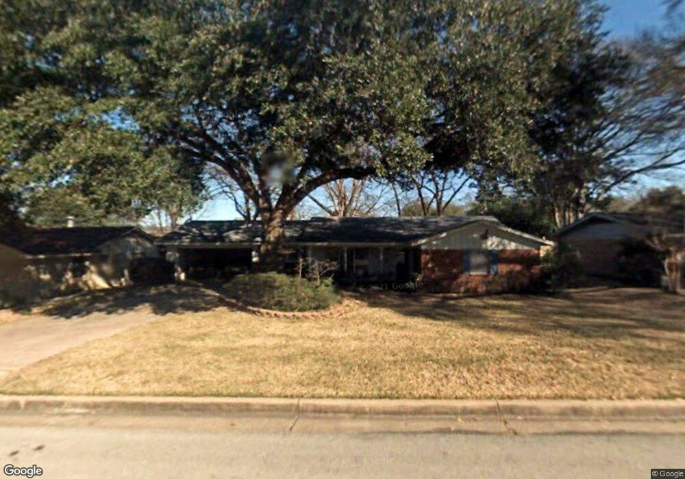 3402 Lynwood Dr, Tyler, TX 75701 - photo 1